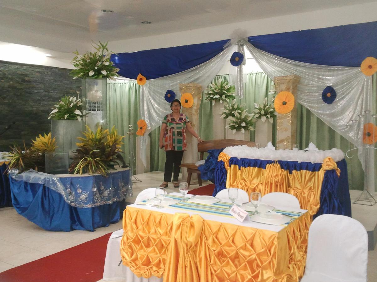 فندق Gazebo Pools And Restaurant Cabadbaran المظهر الخارجي الصورة