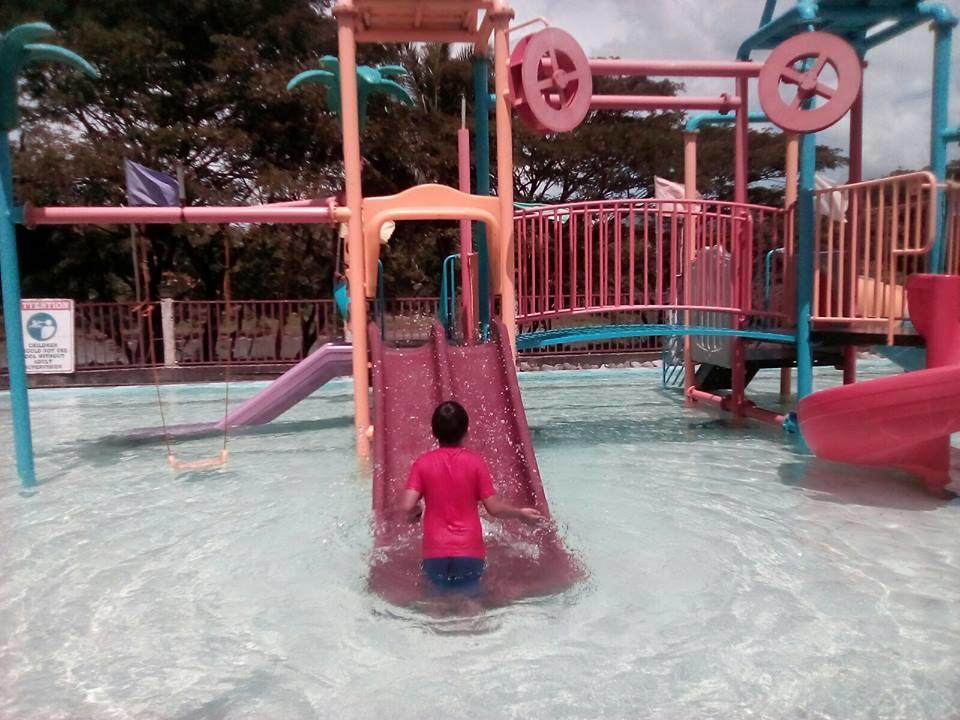 فندق Gazebo Pools And Restaurant Cabadbaran المظهر الخارجي الصورة